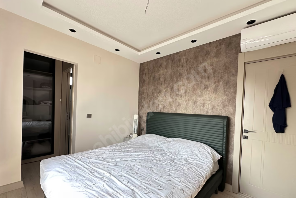 Mersin Mezitli Akdeniz Mahallesi 2+1 110 m² Doğalgaz Kombili Satılık Daire