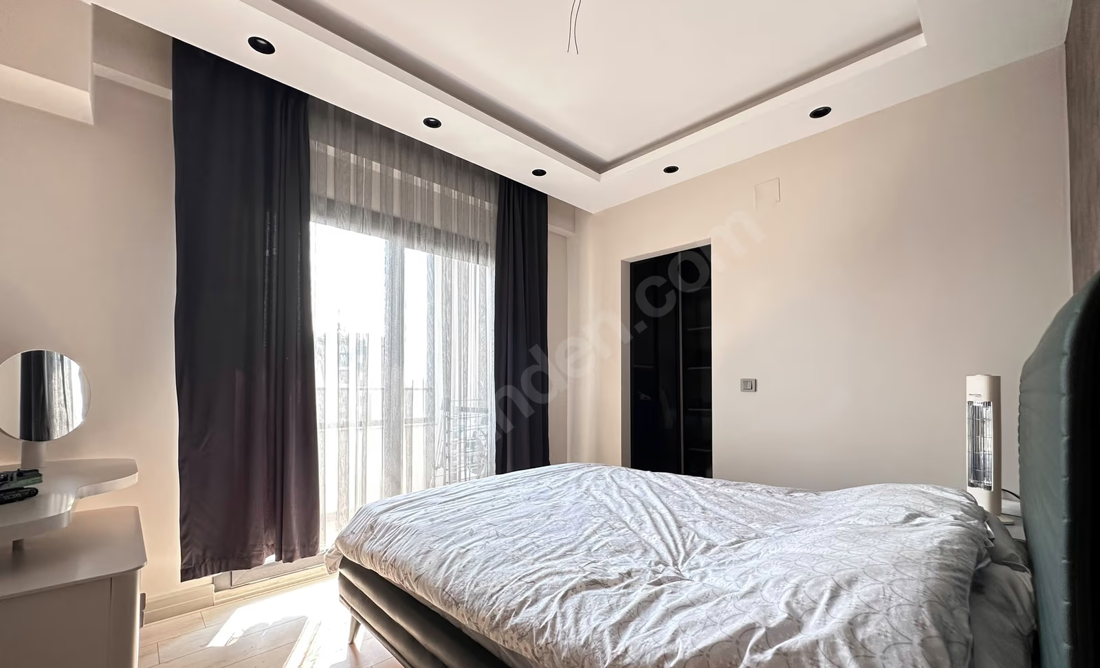 Mersin Mezitli Akdeniz Mahallesi 2+1 110 m² Doğalgaz Kombili Satılık Daire