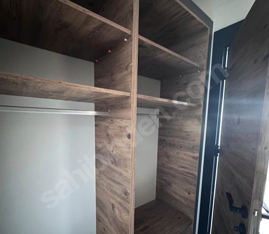 Mersin Mezitli Akdeniz Mahallesi 2+1 110 m² Doğalgaz Kombili Satılık Daire