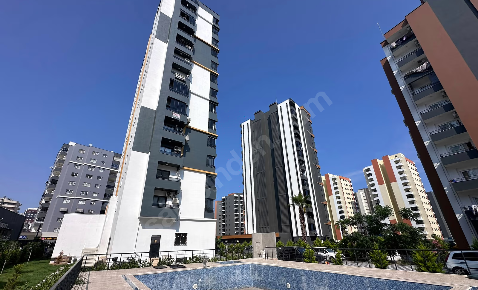 Mersin Mezitli Akdeniz Mahallesi 2+1 110 m² Doğalgaz Kombili Satılık Daire