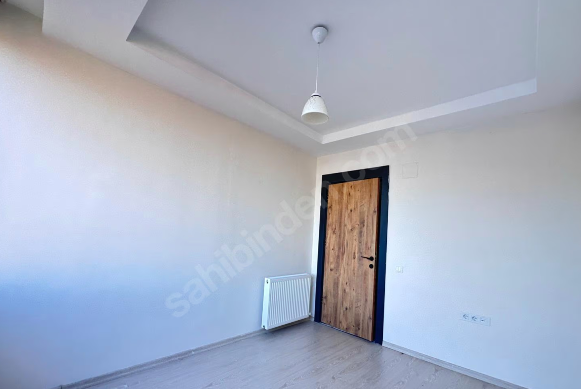 Mersin Mezitli Akdeniz Mahallesi 2+1 110 m² Doğalgaz Kombili Satılık Daire