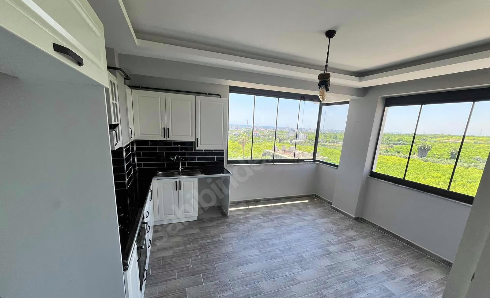 Mersin Mezitli Akdeniz Mahallesi 2+1 115 m² Klima Kiralık Daire 2 Mersin Mezitli Akdeniz Mahallesi 2+1 115 m² Klima Kiralık Daire