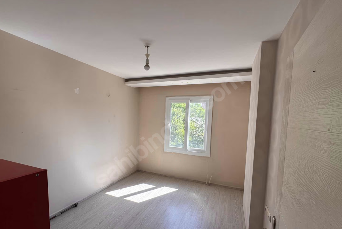 Mersin Mezitli Akdeniz Mahallesi 2+1 145 m² Klima Kiralık Daire