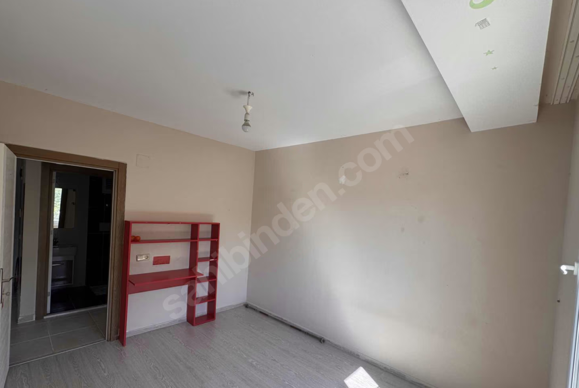 Mersin Mezitli Akdeniz Mahallesi 2+1 145 m² Klima Kiralık Daire
