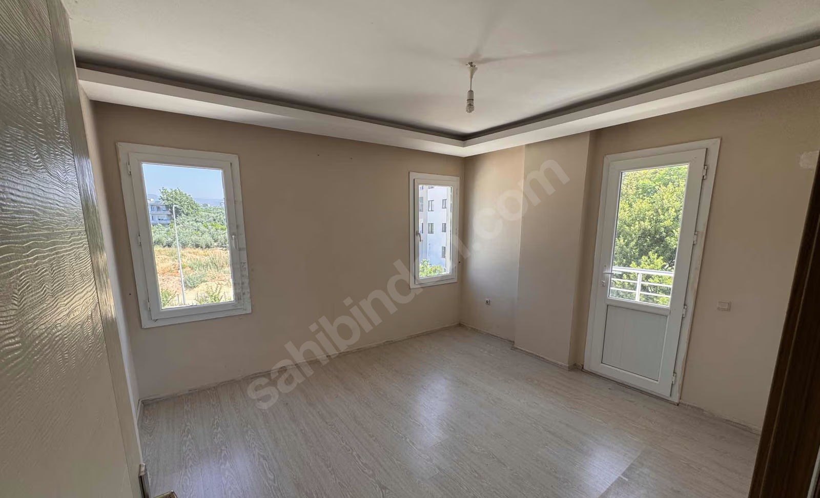 Mersin Mezitli Akdeniz Mahallesi 2+1 145 m² Klima Kiralık Daire