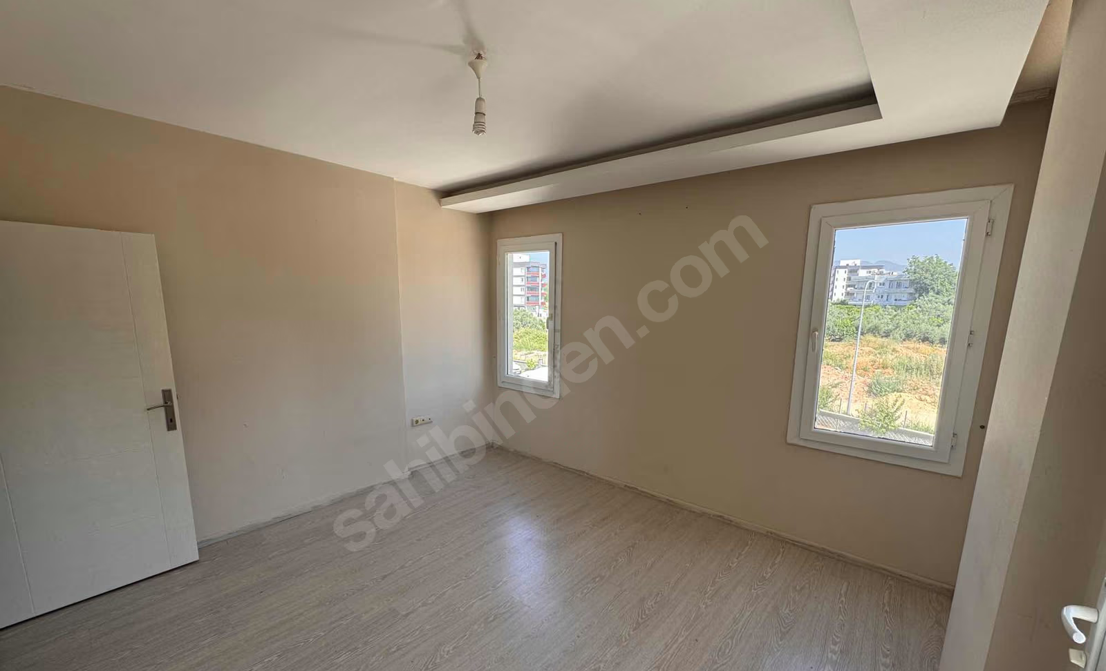 Mersin Mezitli Akdeniz Mahallesi 2+1 145 m² Klima Kiralık Daire