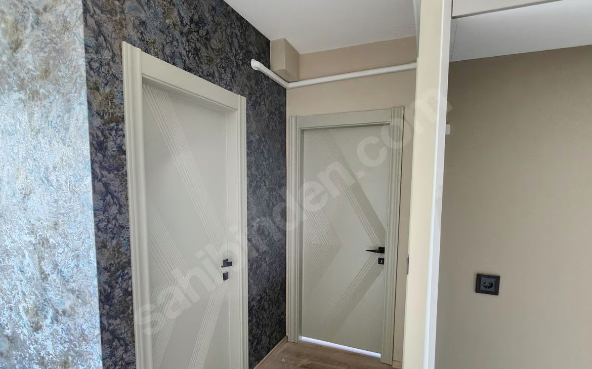 Mersin Mezitli Akdeniz Mahallesi 2+1 75 m² Doğalgaz Kombili Satılık Daire