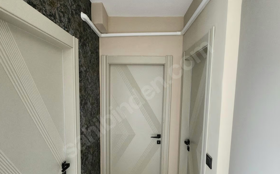 Mersin Mezitli Akdeniz Mahallesi 2+1 75 m² Doğalgaz Kombili Satılık Daire