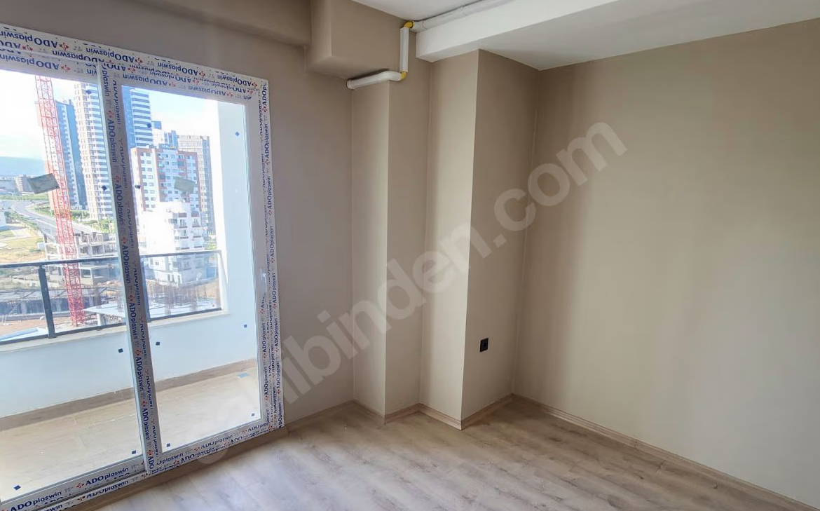 Mersin Mezitli Akdeniz Mahallesi 2+1 75 m² Doğalgaz Kombili Satılık Daire