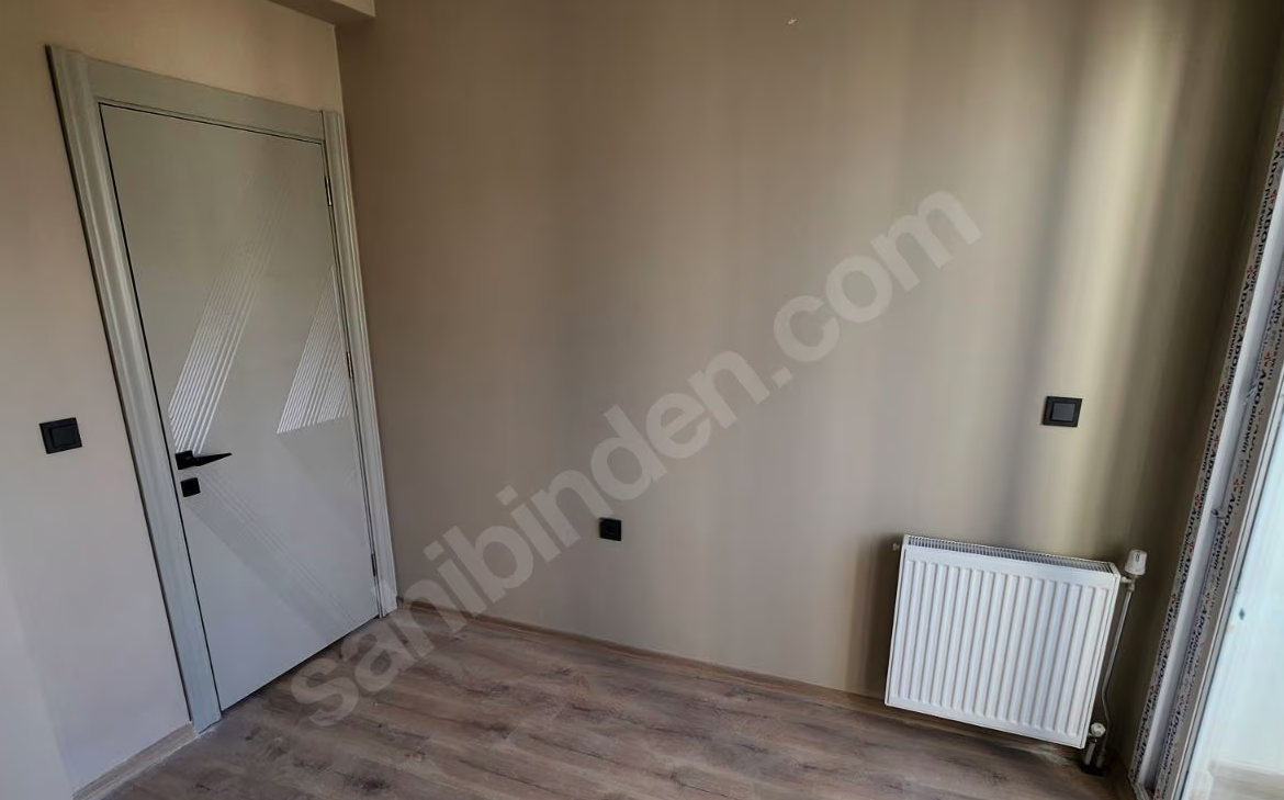 Mersin Mezitli Akdeniz Mahallesi 2+1 75 m² Doğalgaz Kombili Satılık Daire
