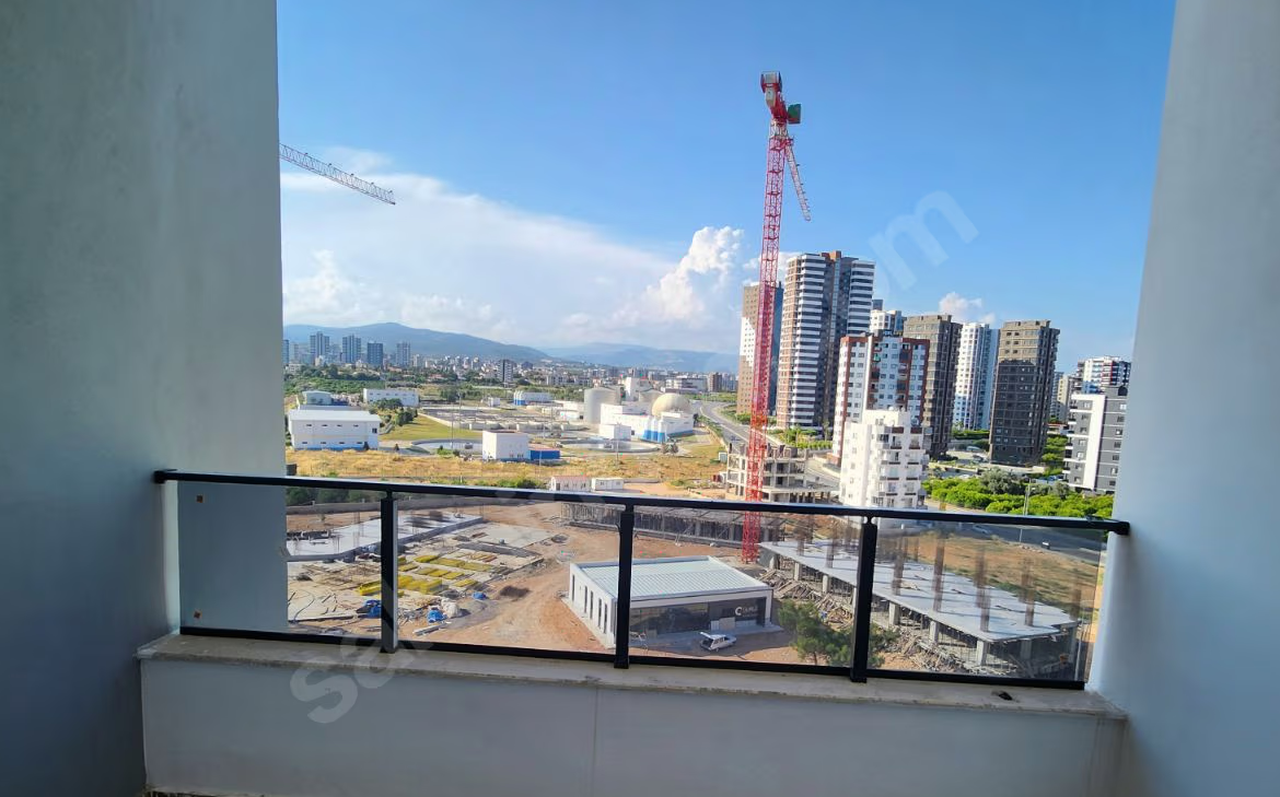 Mersin Mezitli Akdeniz Mahallesi 2+1 75 m² Doğalgaz Kombili Satılık Daire