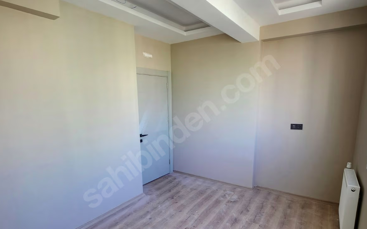 Mersin Mezitli Akdeniz Mahallesi 2+1 75 m² Doğalgaz Kombili Satılık Daire