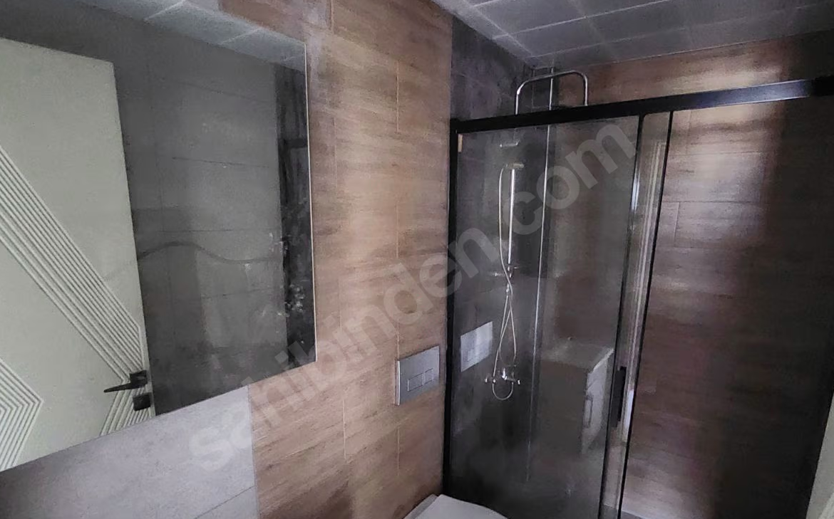 Mersin Mezitli Akdeniz Mahallesi 2+1 75 m² Doğalgaz Kombili Satılık Daire