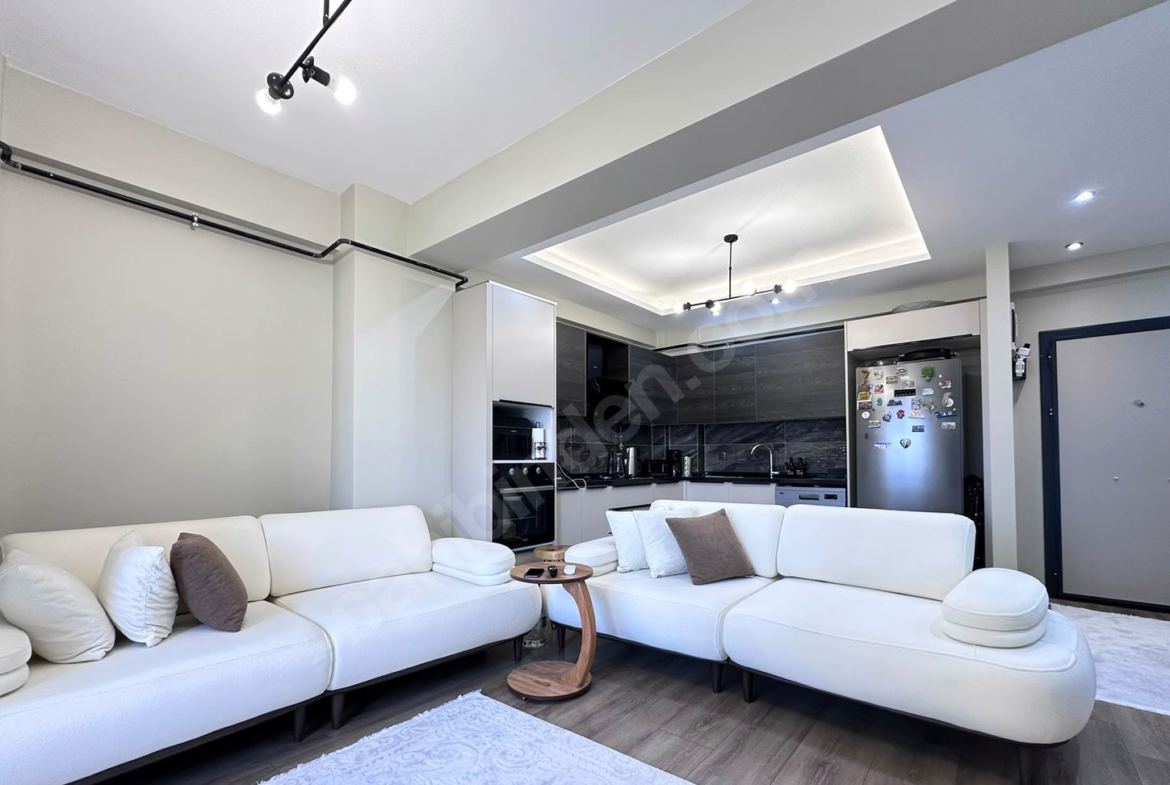 Mersin Mezitli Akdeniz Mahallesi 2+1 90 m² Klima Satılık Daire
