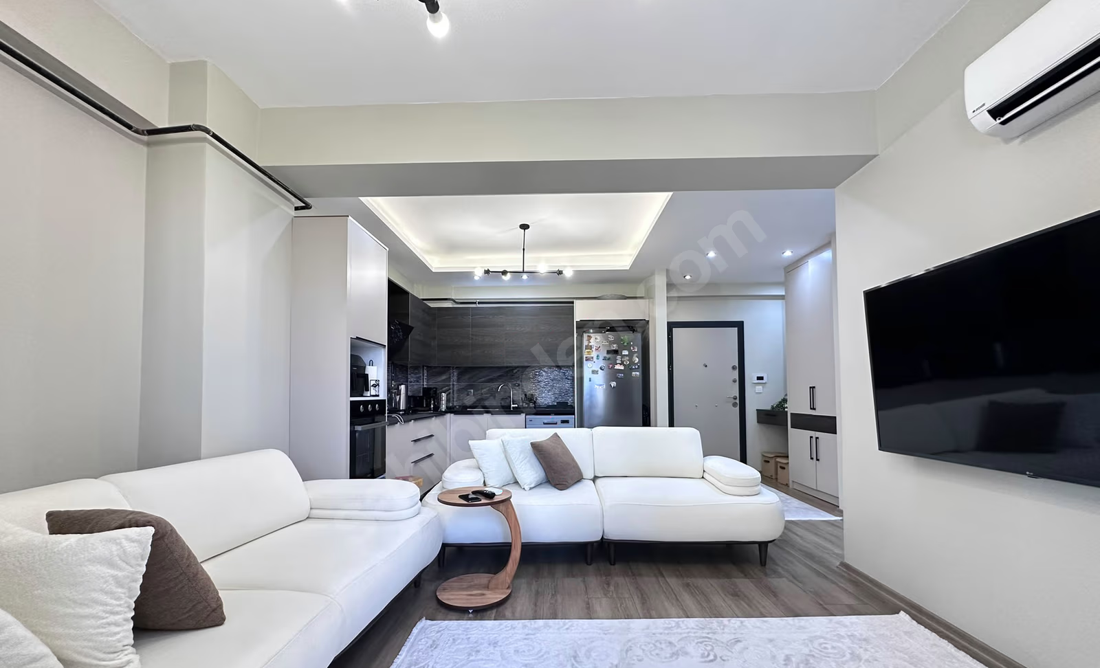 Mersin Mezitli Akdeniz Mahallesi 2+1 90 m² Klima Satılık Daire