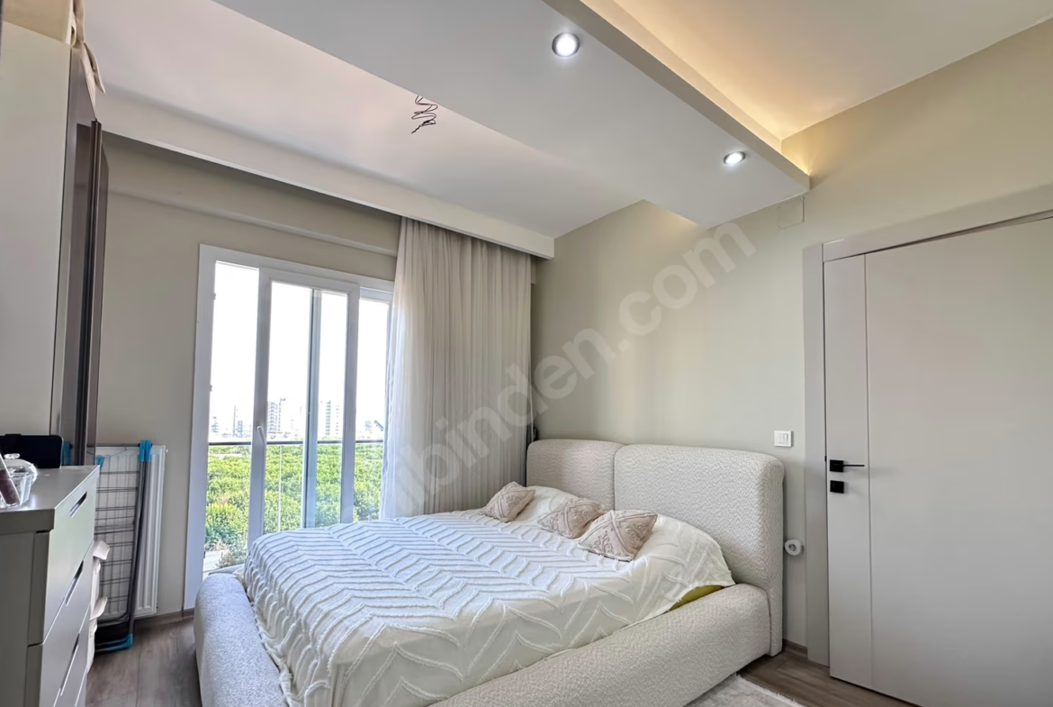 Mersin Mezitli Akdeniz Mahallesi 2+1 90 m² Klima Satılık Daire