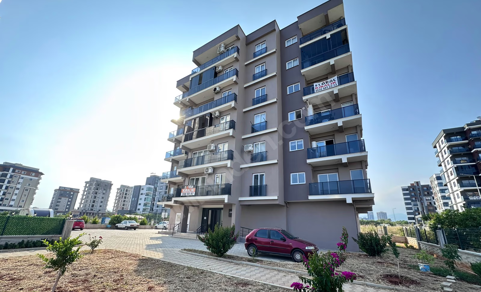 Mersin Mezitli Akdeniz Mahallesi 2+1 90 m² Klima Satılık Daire