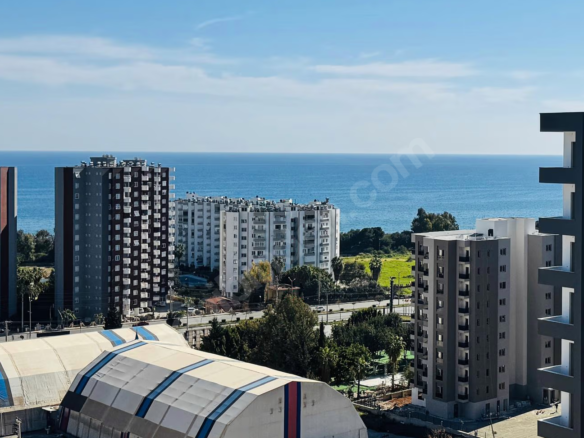 Mersin Mezitli Akdeniz Mahallesi 2+1 99 m² Doğalgaz Kombili Satılık Daire