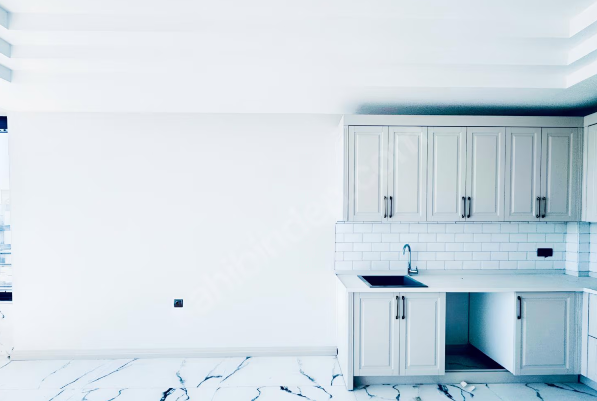 Mersin Mezitli Akdeniz Mahallesi 2+1 99 m² Doğalgaz Kombili Satılık Daire