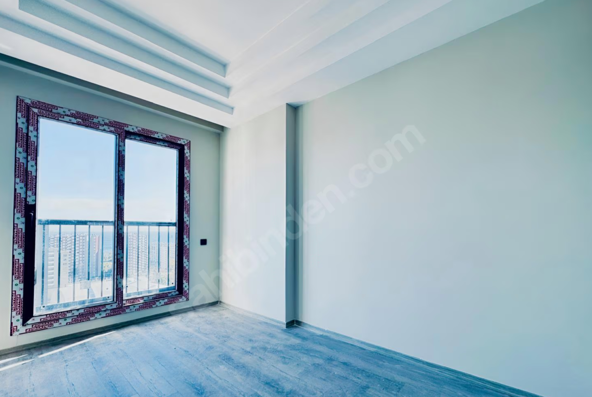 Mersin Mezitli Akdeniz Mahallesi 2+1 99 m² Doğalgaz Kombili Satılık Daire