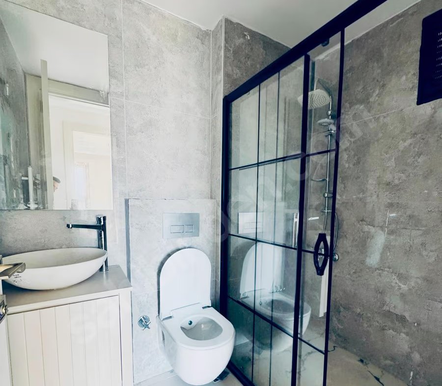 Mersin Mezitli Akdeniz Mahallesi 2+1 99 m² Doğalgaz Kombili Satılık Daire
