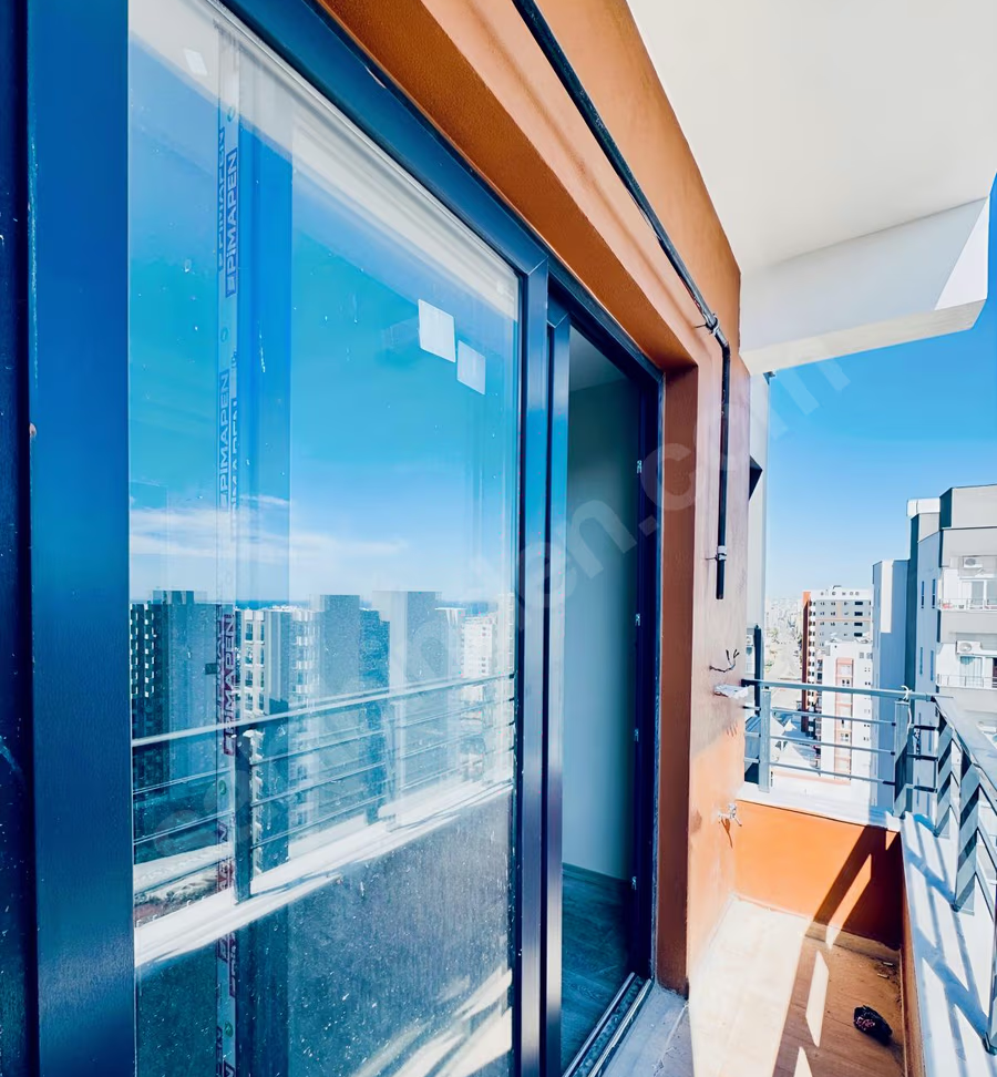 Mersin Mezitli Akdeniz Mahallesi 2+1 99 m² Doğalgaz Kombili Satılık Daire