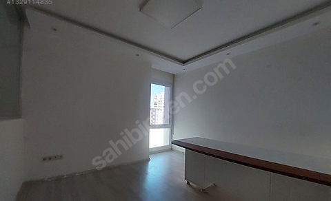 Mersin Mezitli Akdeniz Mahallesi 2+1 Klima Daire