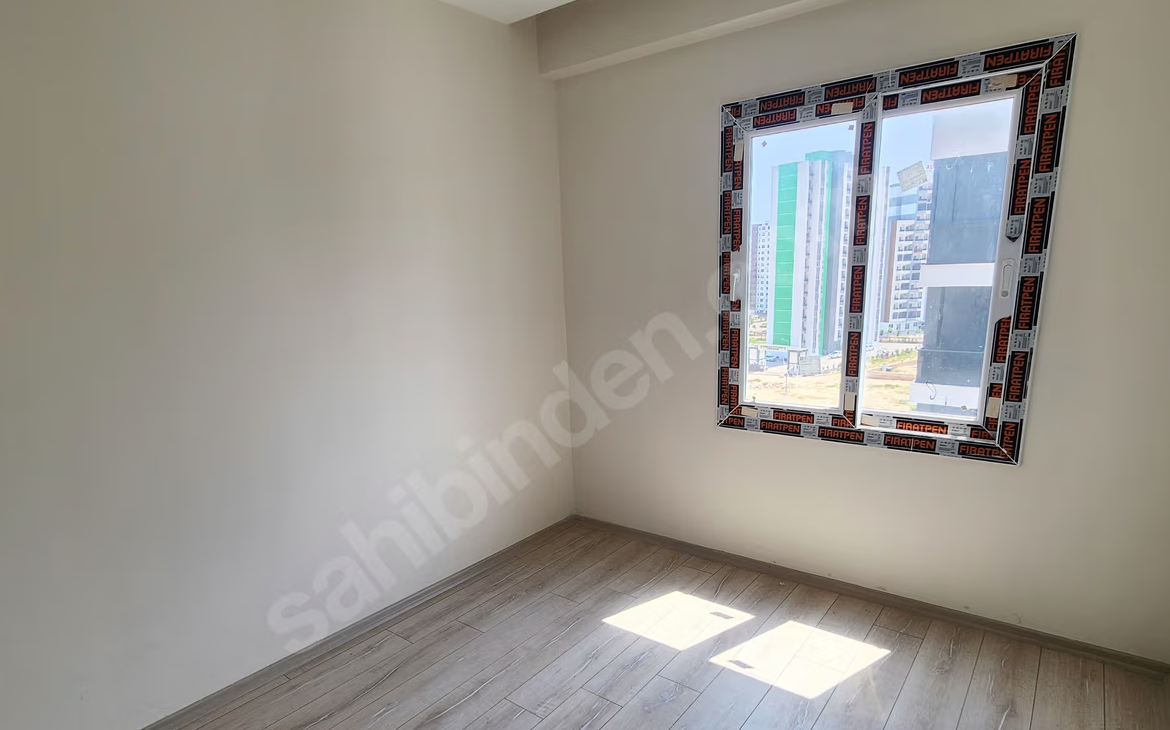 Mersin Mezitli Akdeniz Mahallesi 3+1 140 m² Doğalgaz Kombili Kiralık Daire