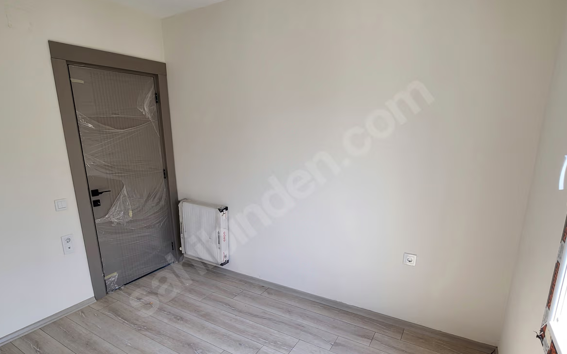 Mersin Mezitli Akdeniz Mahallesi 3+1 140 m² Doğalgaz Kombili Kiralık Daire
