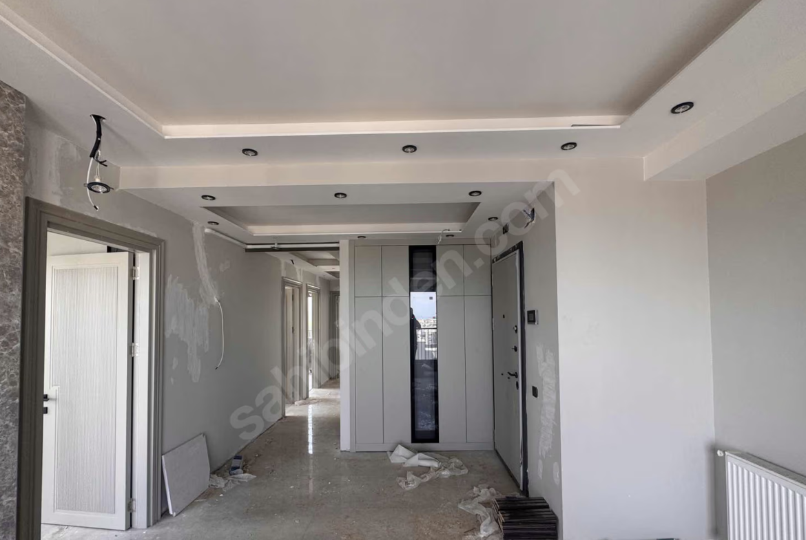 Mersin Mezitli Akdeniz Mahallesi 3+1 145 m² Doğalgaz Kombili Kiralık Daire