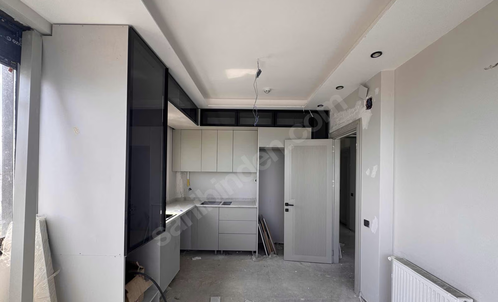 Mersin Mezitli Akdeniz Mahallesi 3+1 145 m² Doğalgaz Kombili Kiralık Daire