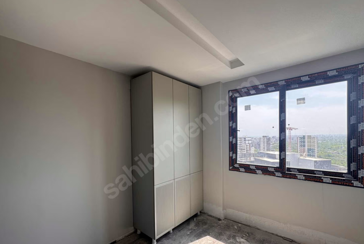 Mersin Mezitli Akdeniz Mahallesi 3+1 145 m² Doğalgaz Kombili Kiralık Daire