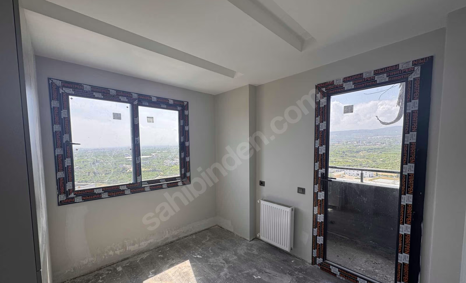 Mersin Mezitli Akdeniz Mahallesi 3+1 145 m² Doğalgaz Kombili Kiralık Daire