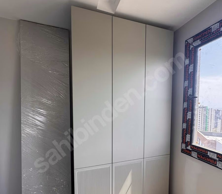 Mersin Mezitli Akdeniz Mahallesi 3+1 145 m² Doğalgaz Kombili Kiralık Daire