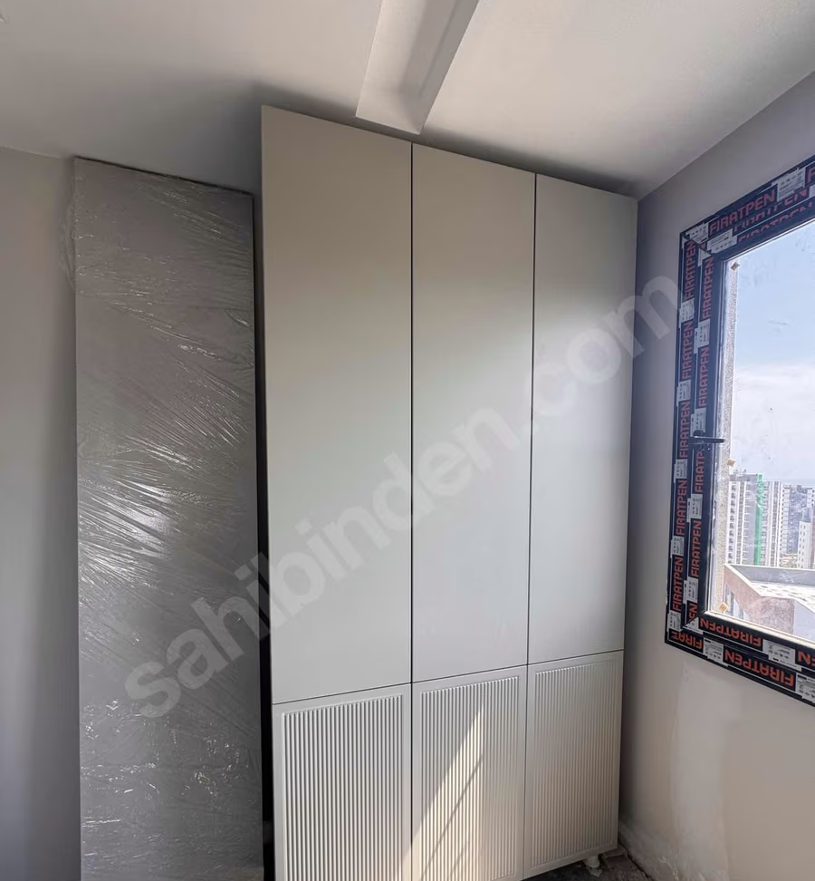 Mersin Mezitli Akdeniz Mahallesi 3+1 145 m² Doğalgaz Kombili Kiralık Daire
