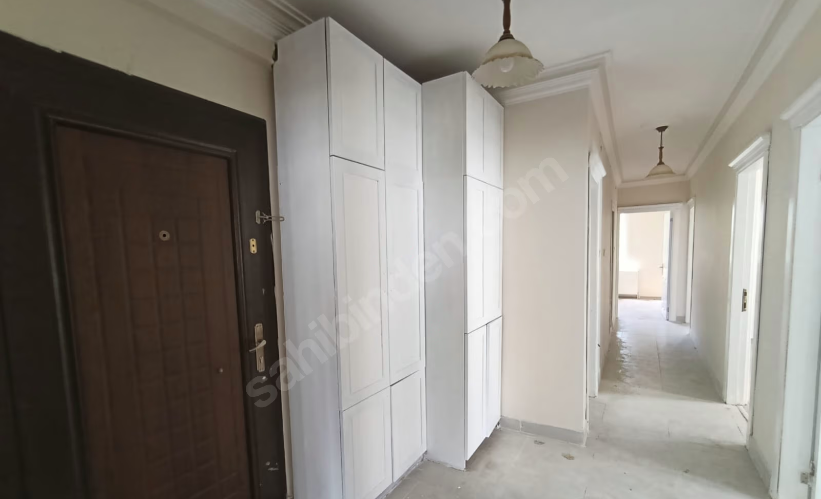 Mersin Mezitli Akdeniz Mahallesi 3+1 150 m² Doğalgaz Kombili Satılık Daire