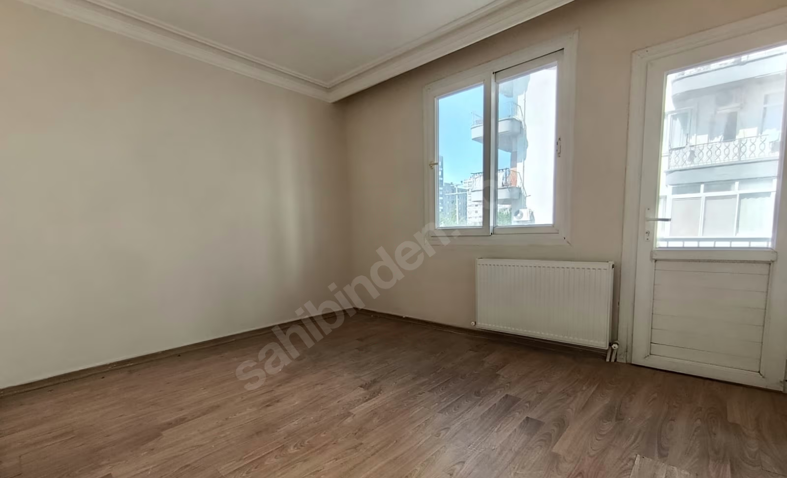 Mersin Mezitli Akdeniz Mahallesi 3+1 150 m² Doğalgaz Kombili Satılık Daire