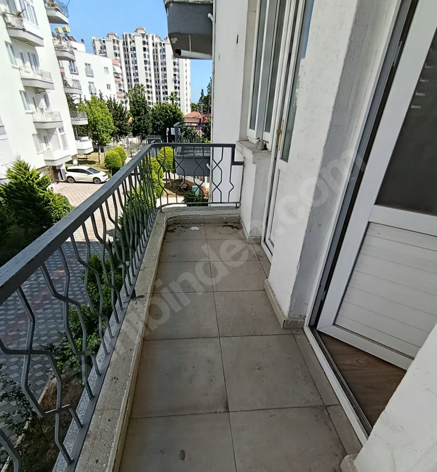 Mersin Mezitli Akdeniz Mahallesi 3+1 150 m² Doğalgaz Kombili Satılık Daire