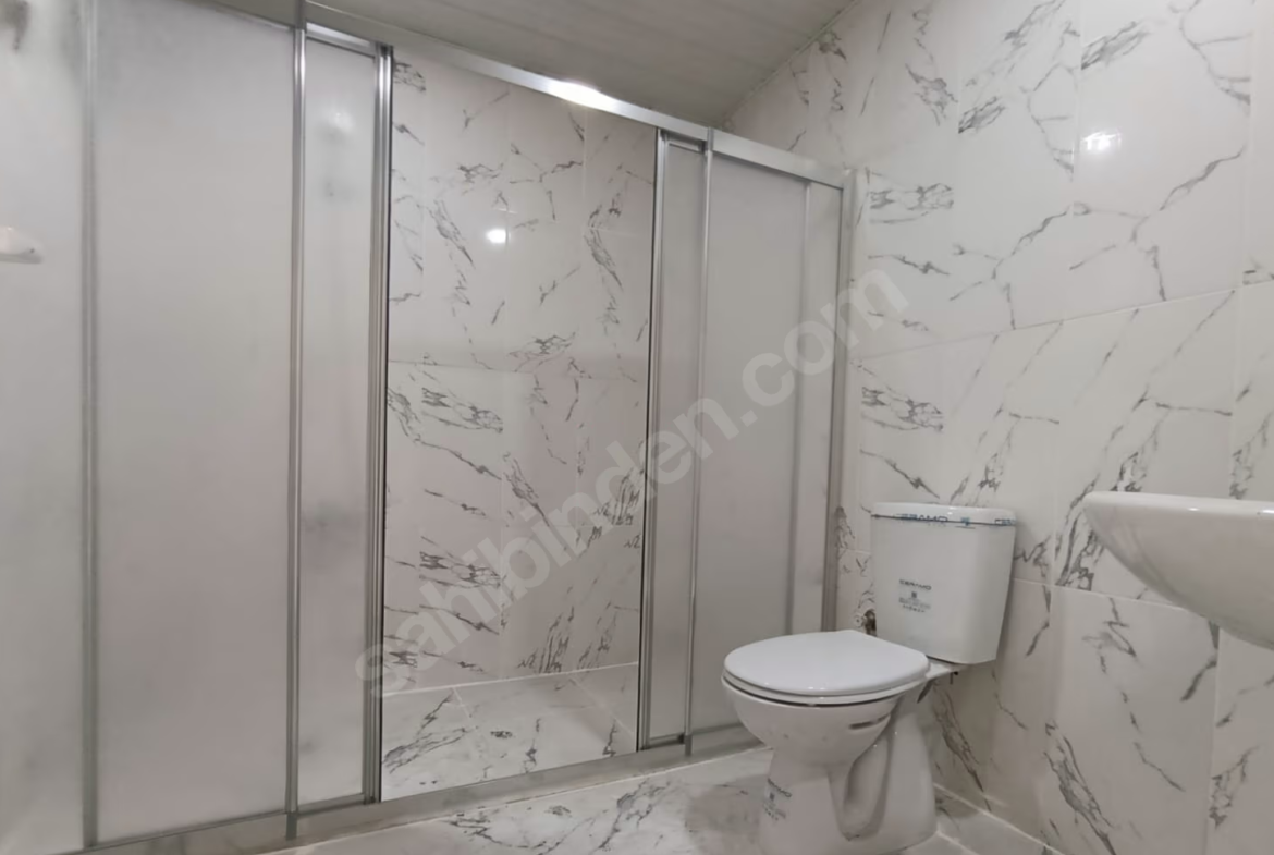 Mersin Mezitli Akdeniz Mahallesi 3+1 150 m² Doğalgaz Kombili Satılık Daire