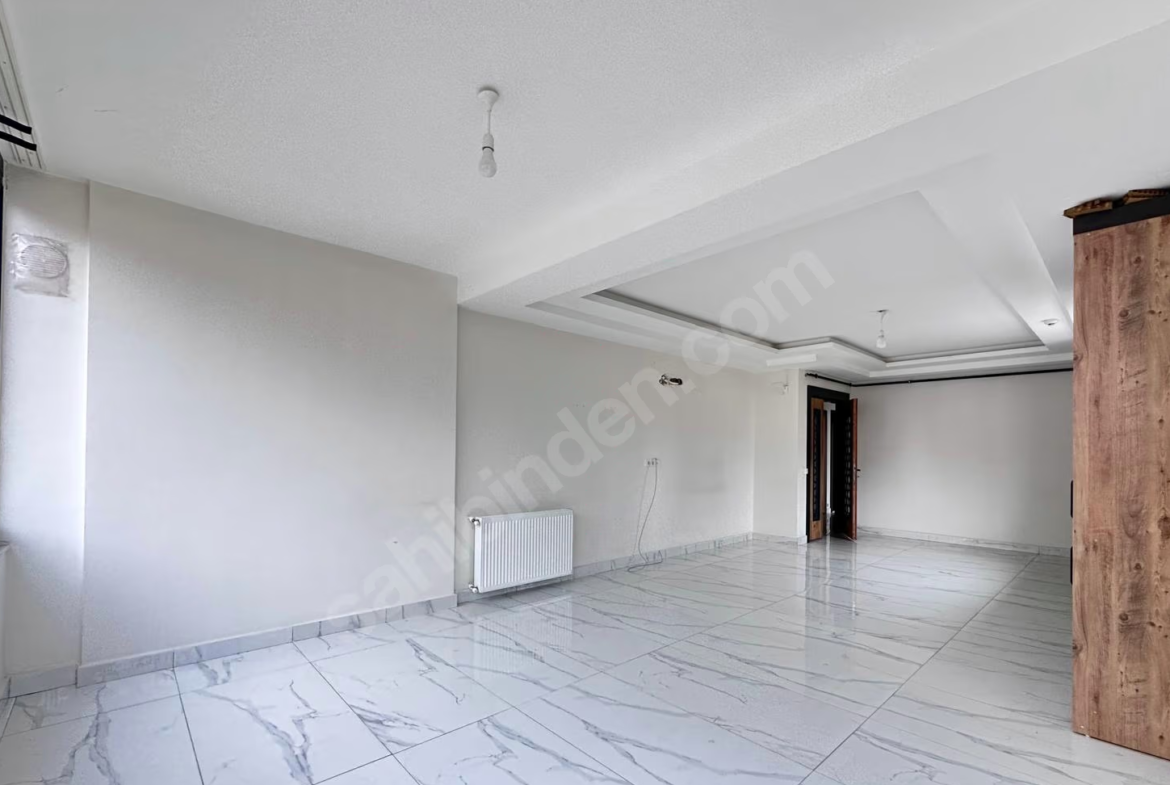 Mersin Mezitli Akdeniz Mahallesi 3+1 155 m² Doğalgaz Kombili Kiralık Daire