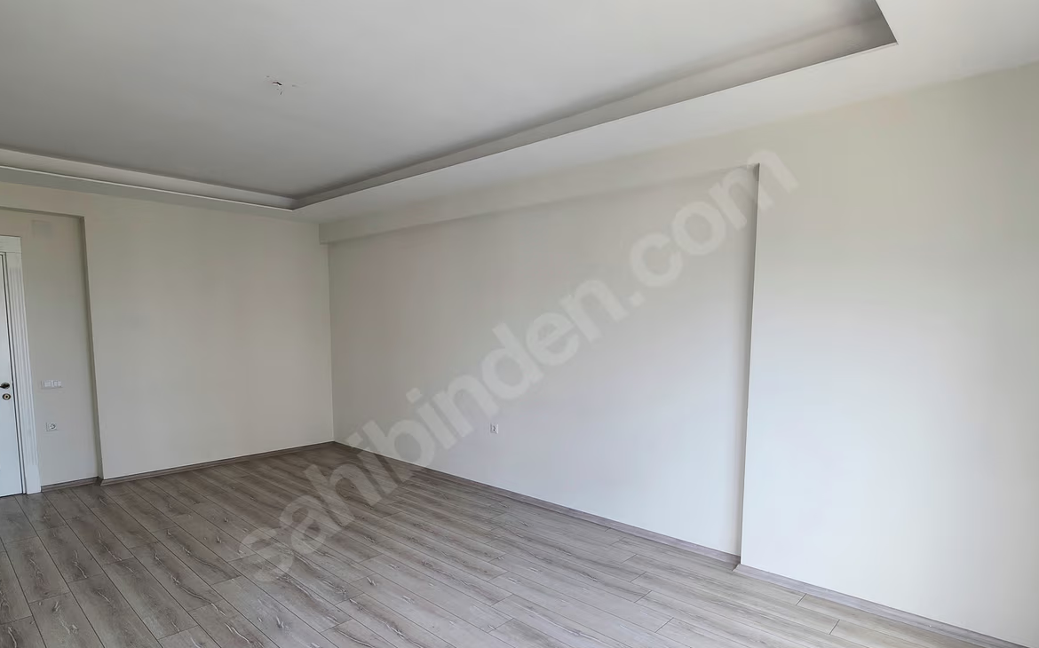 Mersin Mezitli Akdeniz Mahallesi 4+1 185 m² Doğalgaz Kombili Kiralık Daire