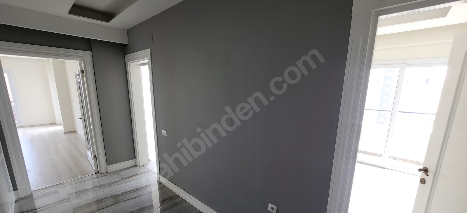 Mersin Mezitli Akdeniz Mahallesi 4+1 185 m² Doğalgaz Kombili Kiralık Daire