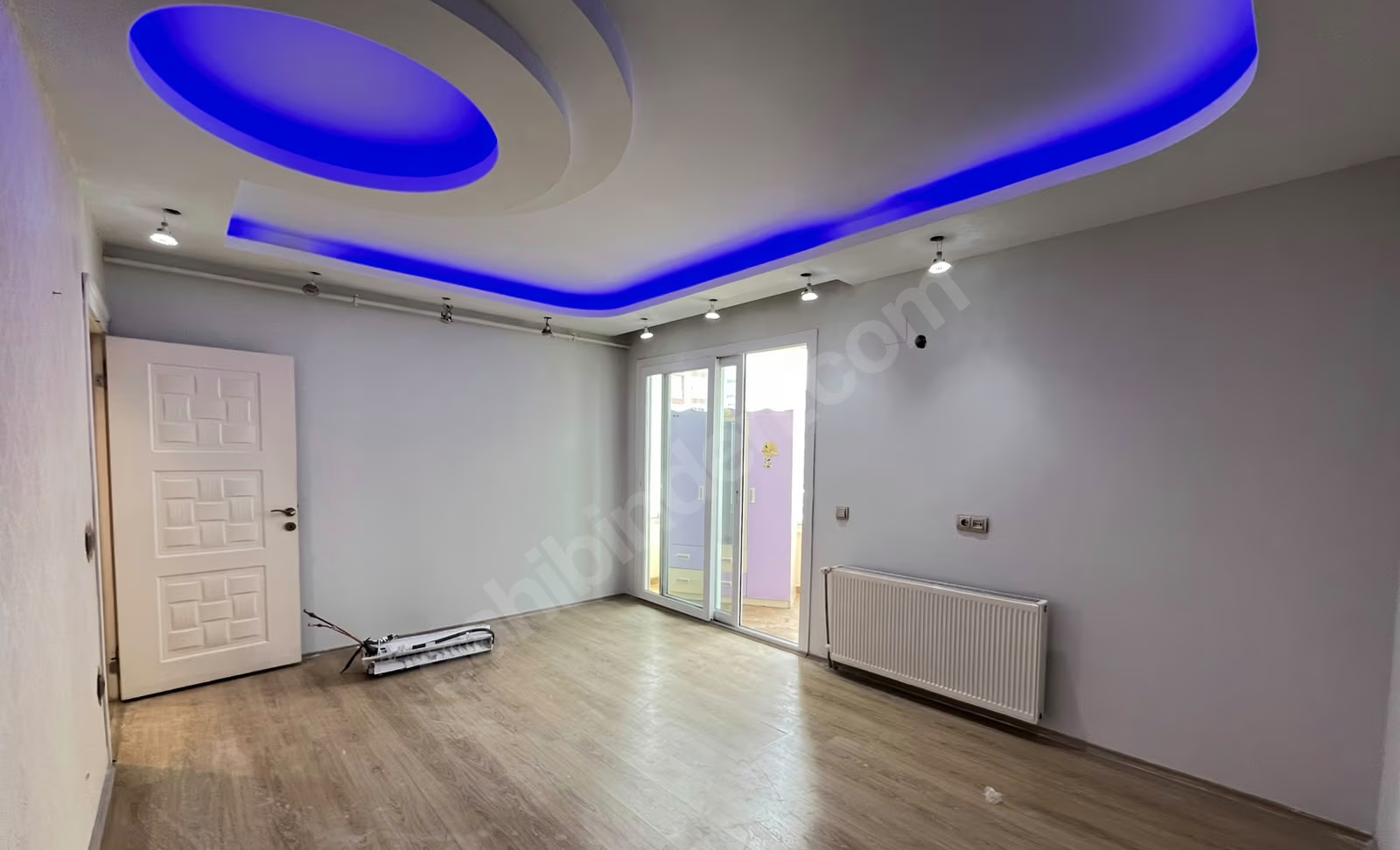Mersin Mezitli Akdeniz Mahallesi 4+1 190 m² Doğalgaz Kombili Kiralık Daire