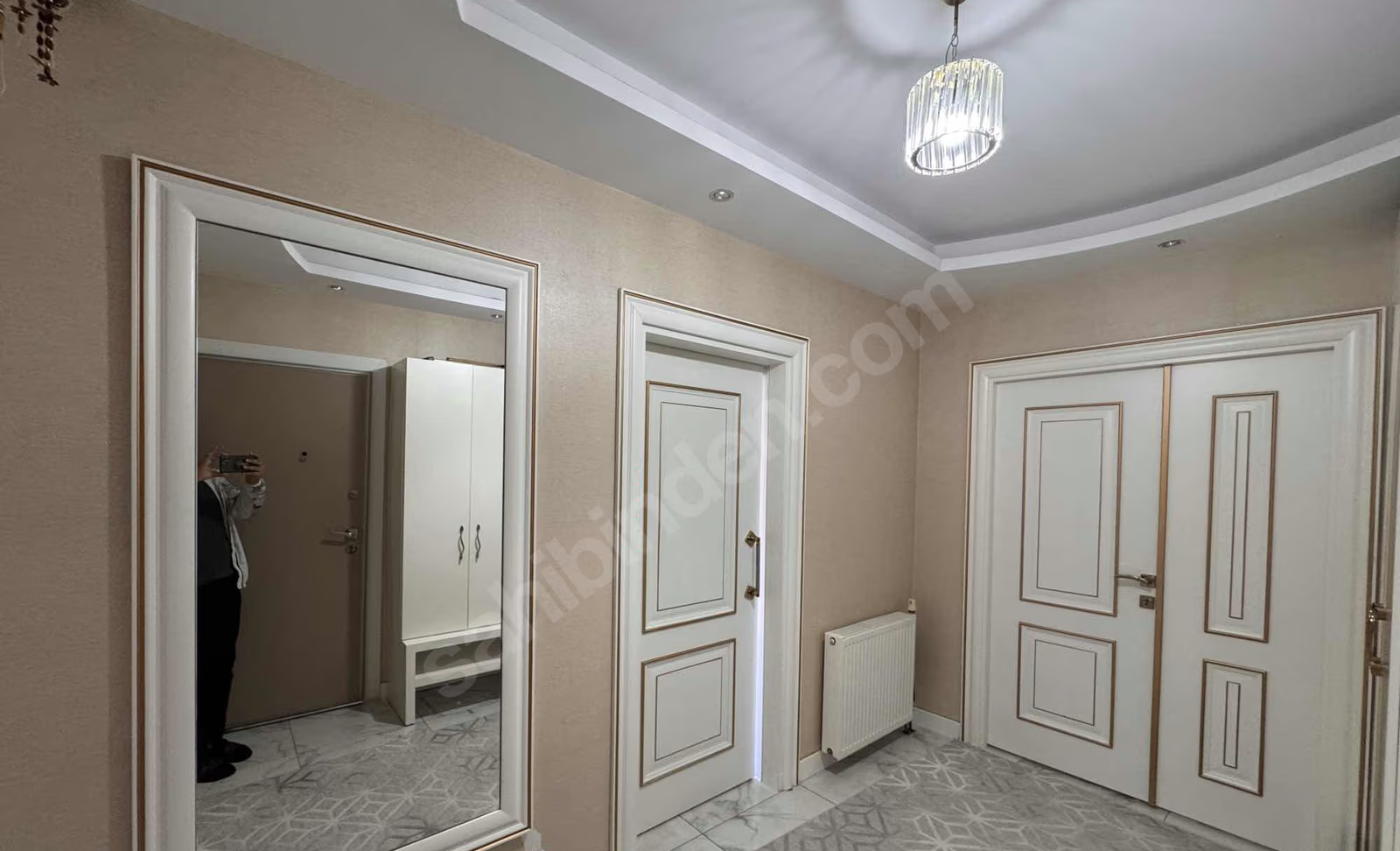 Mersin Mezitli Akdeniz Mahallesi 4+1 220 m² Doğalgaz Kombili Satılık Daire