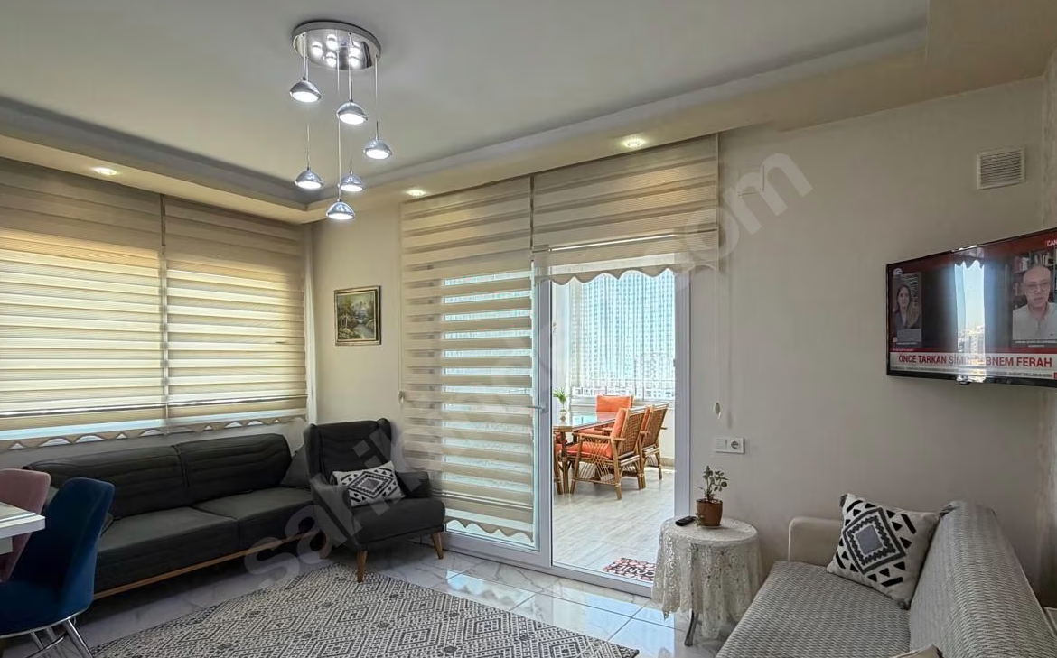 Mersin Mezitli Akdeniz Mahallesi 4+1 220 m² Doğalgaz Kombili Satılık Daire