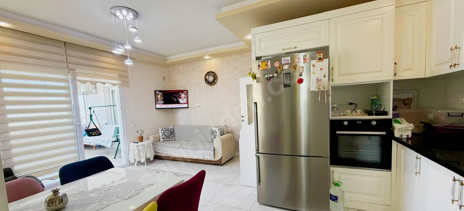 Mersin Mezitli Akdeniz Mahallesi 4+1 220 m² Doğalgaz Kombili Satılık Daire