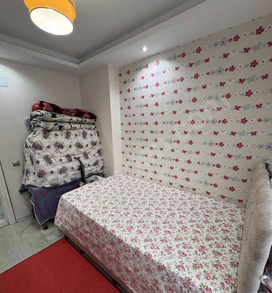 Mersin Mezitli Akdeniz Mahallesi 4+1 220 m² Doğalgaz Kombili Satılık Daire