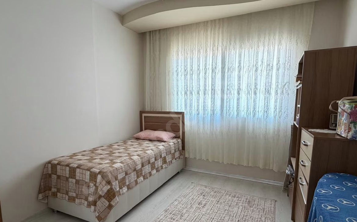 Mersin Mezitli Akdeniz Mahallesi 4+1 220 m² Doğalgaz Kombili Satılık Daire