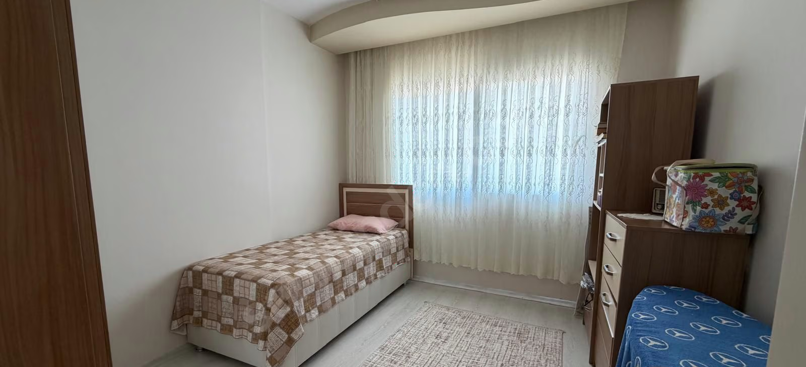 Mersin Mezitli Akdeniz Mahallesi 4+1 220 m² Doğalgaz Kombili Satılık Daire