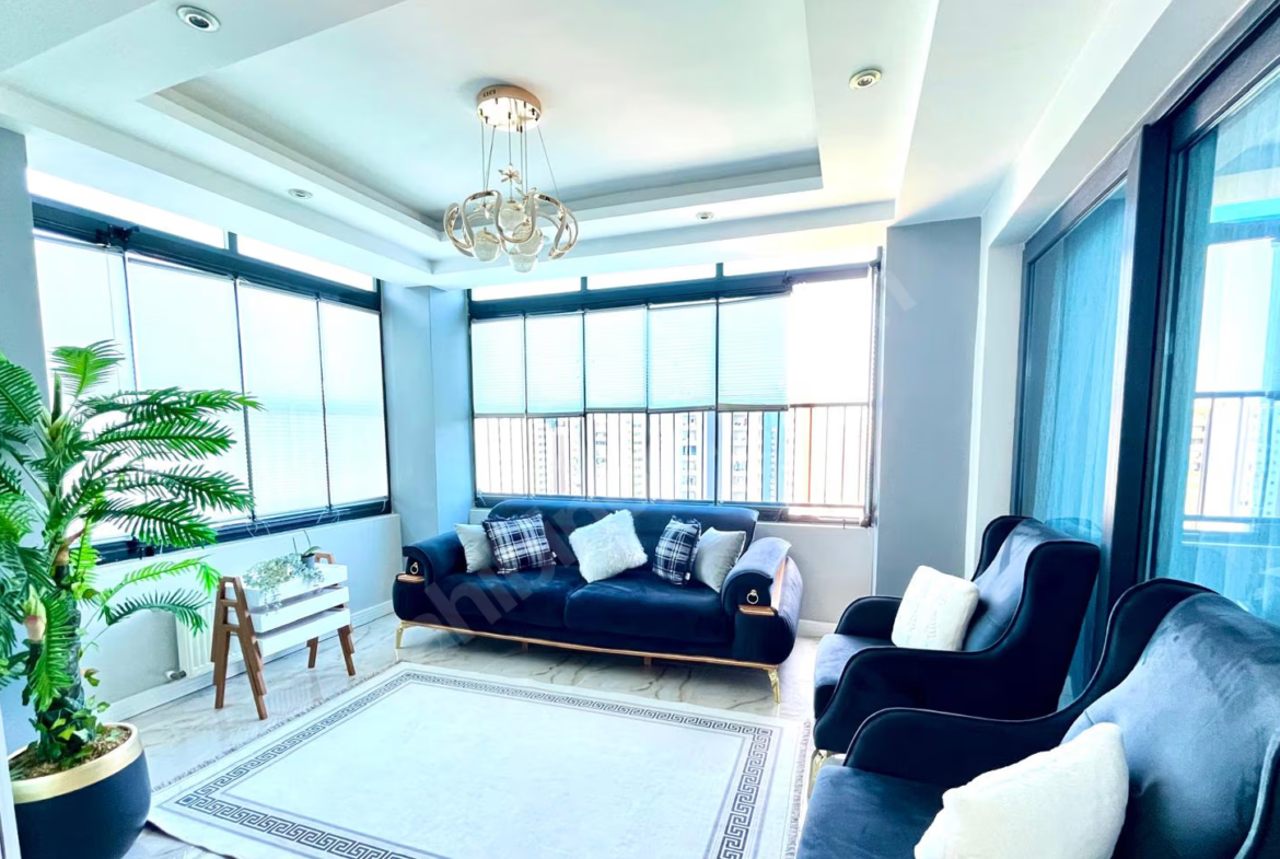 Mersin Mezitli Akdeniz Mahallesi 4+1 250 m² Doğalgaz Kombili Satılık Daire